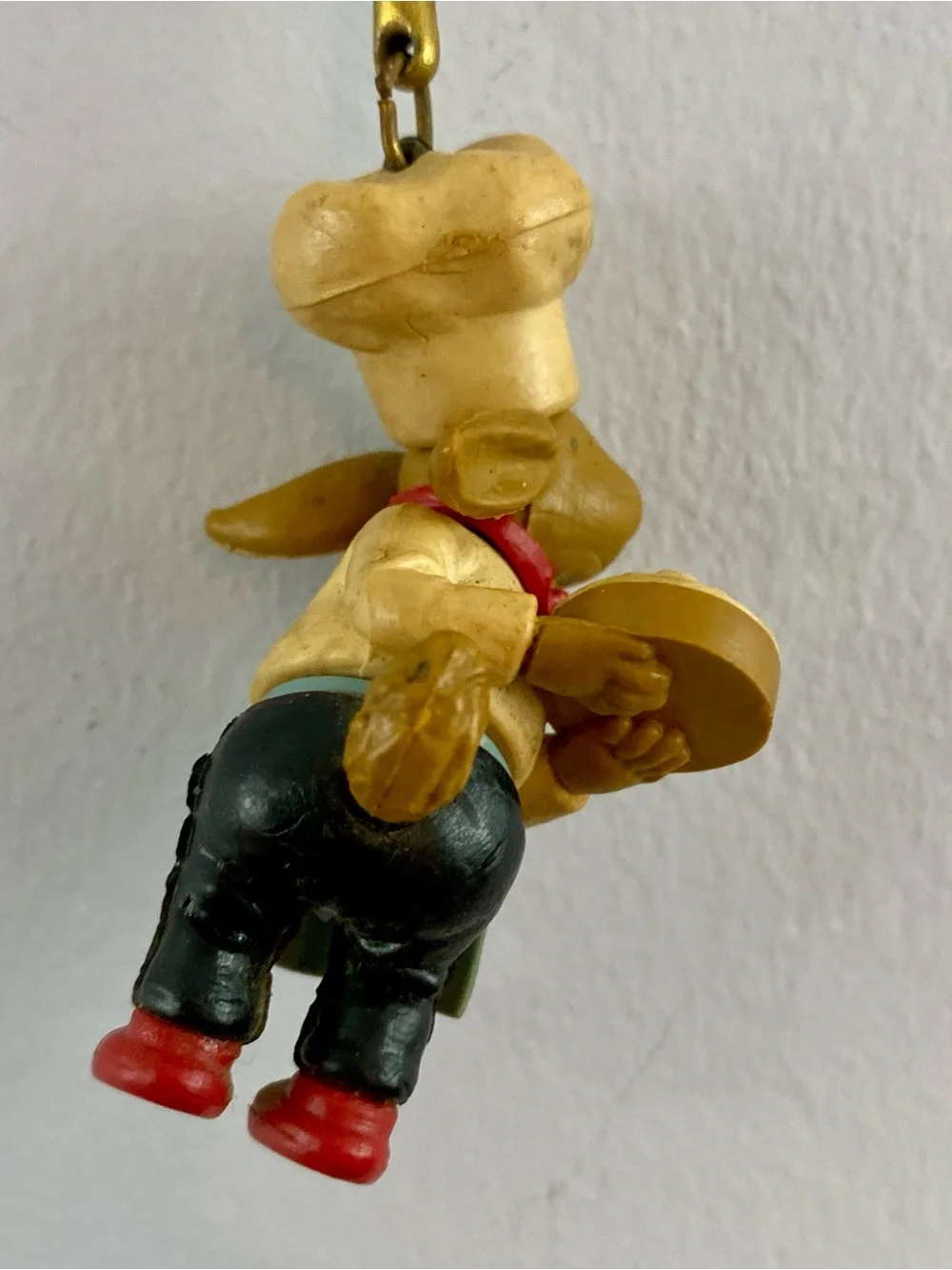 Vintage 60s 70s Bunny Chef Keychain PVC Figure Rabbit Baker Holding Pie Rare